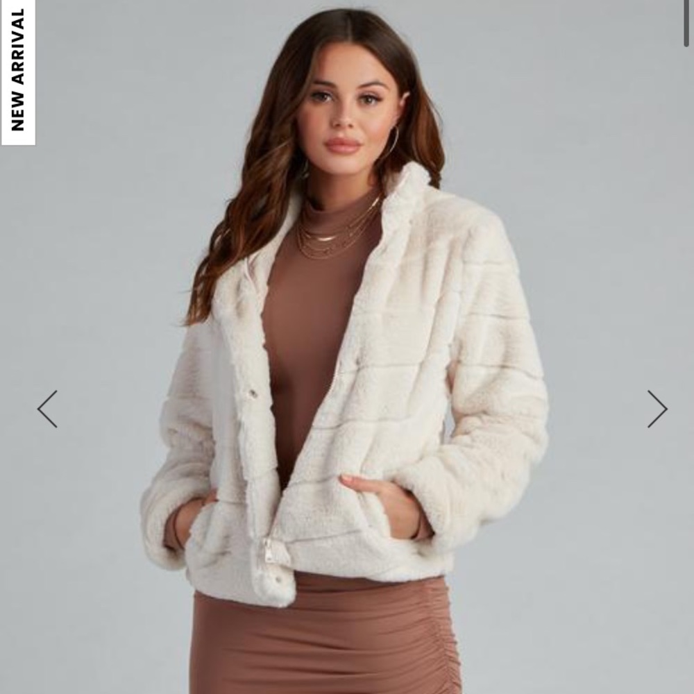 Trendy Illusion Stripe Faux Fur Jacket